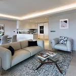 Parc Du Cap Luxury 아파트